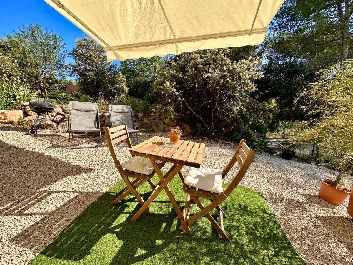 Paisible Studio Tout Neuf En Lisiere De Foret Peyrolles-en-Provence Buitenkant foto