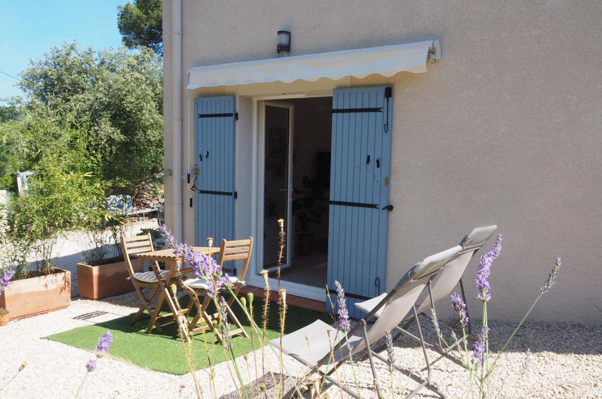 Paisible Studio Tout Neuf En Lisiere De Foret Peyrolles-en-Provence Buitenkant foto
